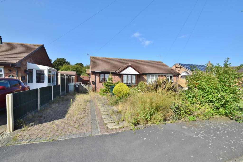 Elmwood Drive, Ingoldmells, PE25 2 bed bungalow £139,500