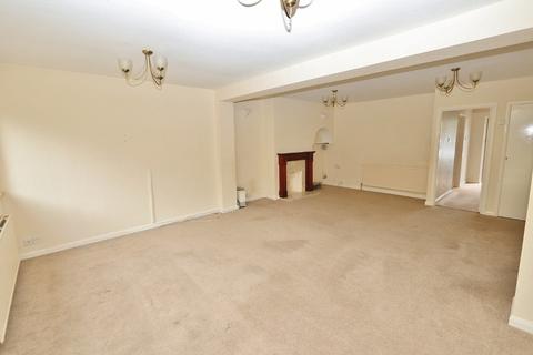 9 Birch Road, Romford, RM7 8ER