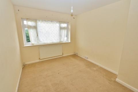 9 Birch Road, Romford, RM7 8ER