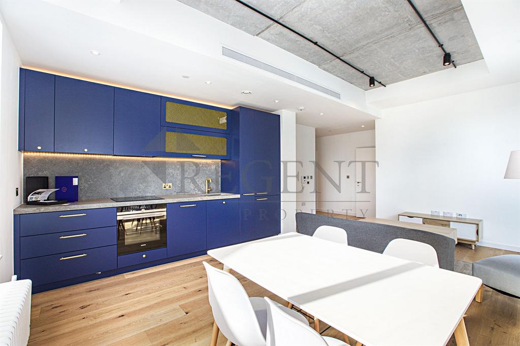 Kitchen &amp; Dining