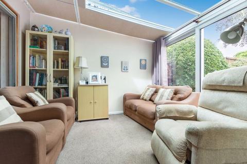 21 Meadowview Road, Bexley, DA5 1HP