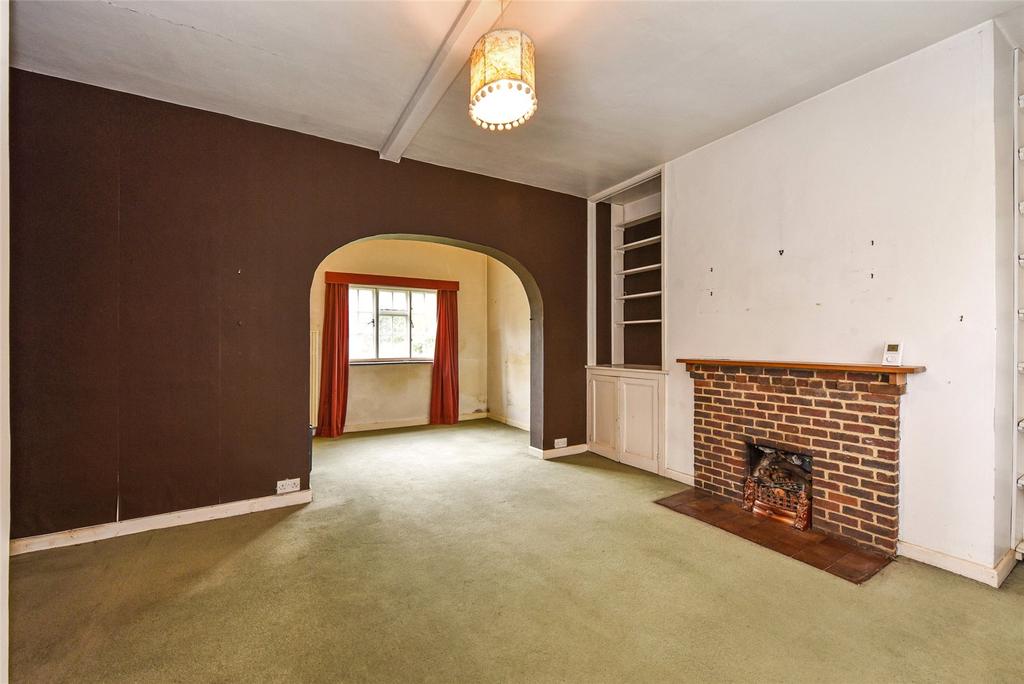 Sitting/Dining Room