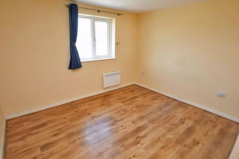 1 bedroom flat to rent, Bicknor Road, Maidstone ME15