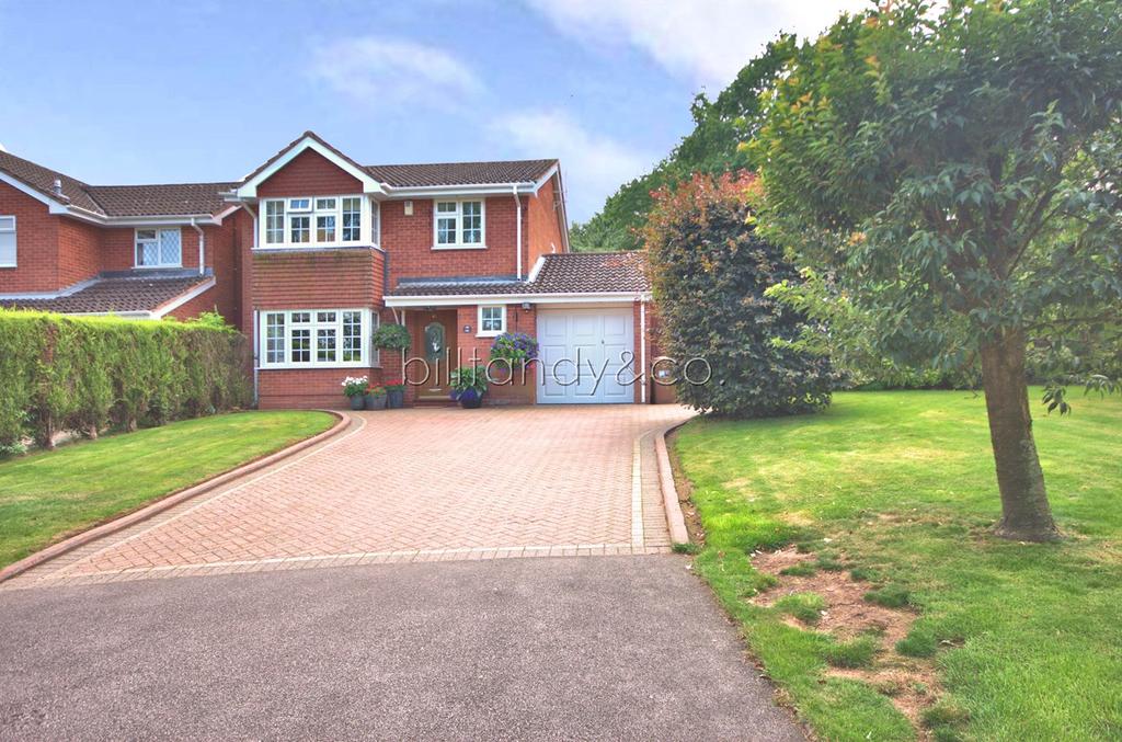 Hunslet Road, Burntwood, WS7 4 bed detached house £475,000