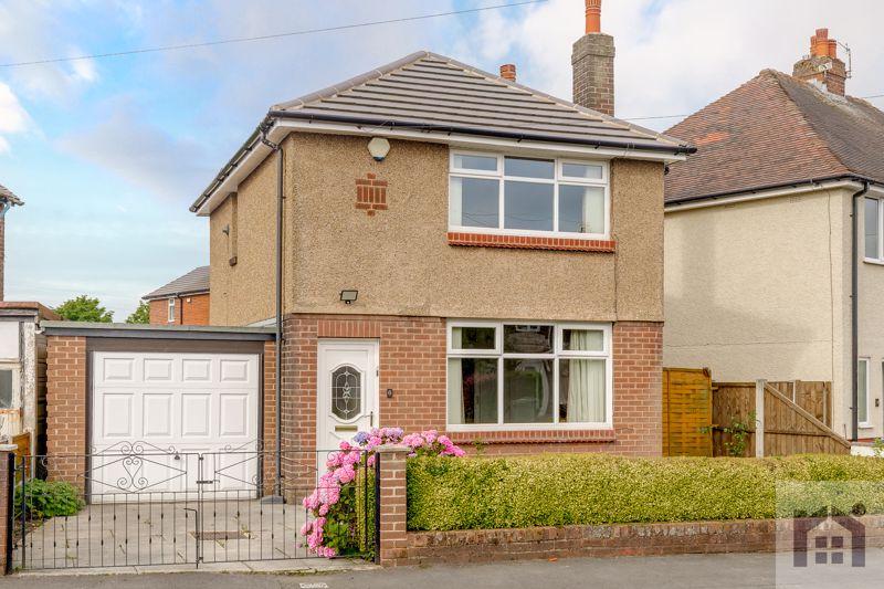 Melrose Way, Chorley, PR7 3EX 2 bed detached house £185,000