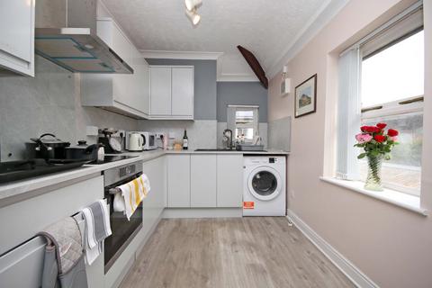 1 bedroom apartment for sale, St. Davids Road, Caernarfon, Gwynedd, LL55