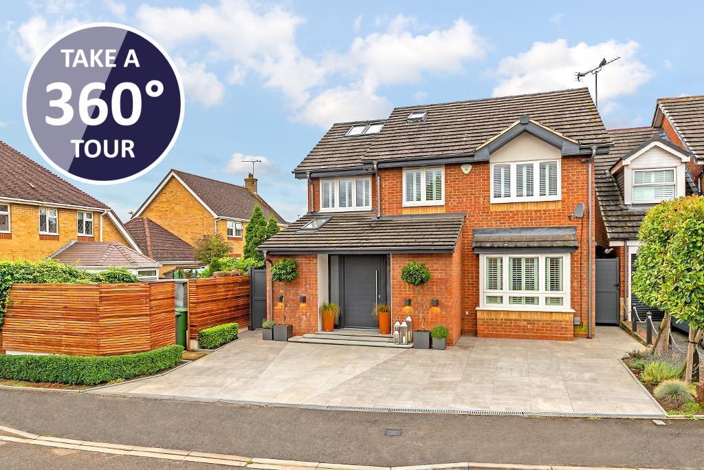 Elvington Gardens, Barton Hills, Luton, Bedfordshire, LU3 4ET 5 bed