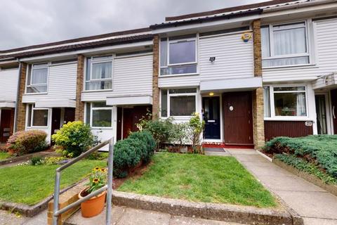 24 Alpine Close, Croydon, CR0 5UN