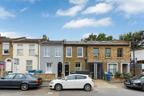 175 Kirkwood Road, London, SE15 2BG