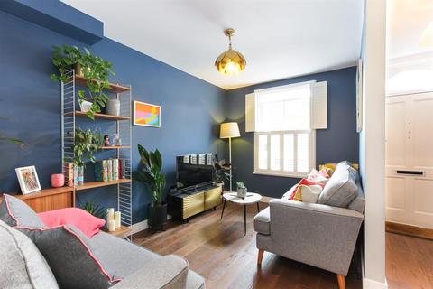 175 Kirkwood Road, London, SE15 2BG