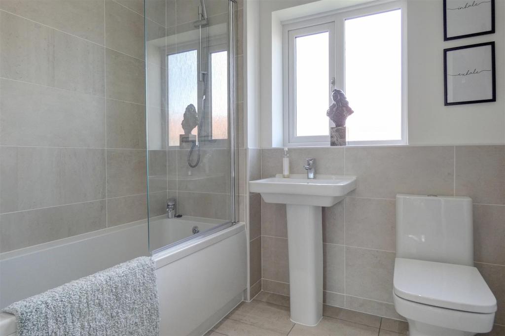 Bathroom/w.c.