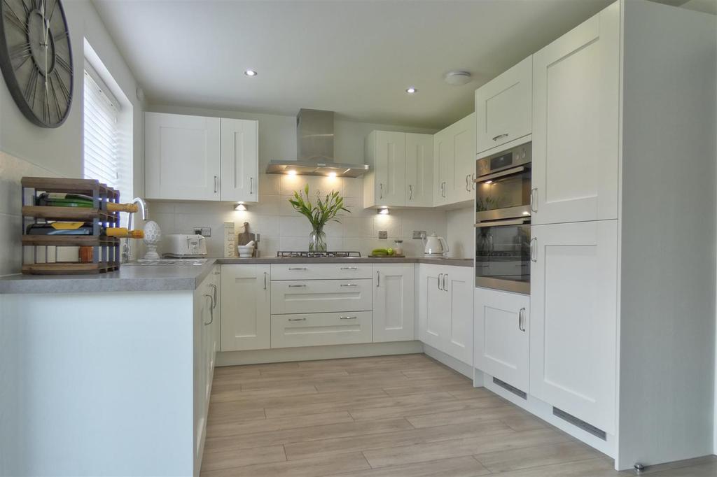 Kitchen diner