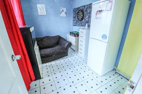 57 The Maples, Harlow, CM19 4QZ