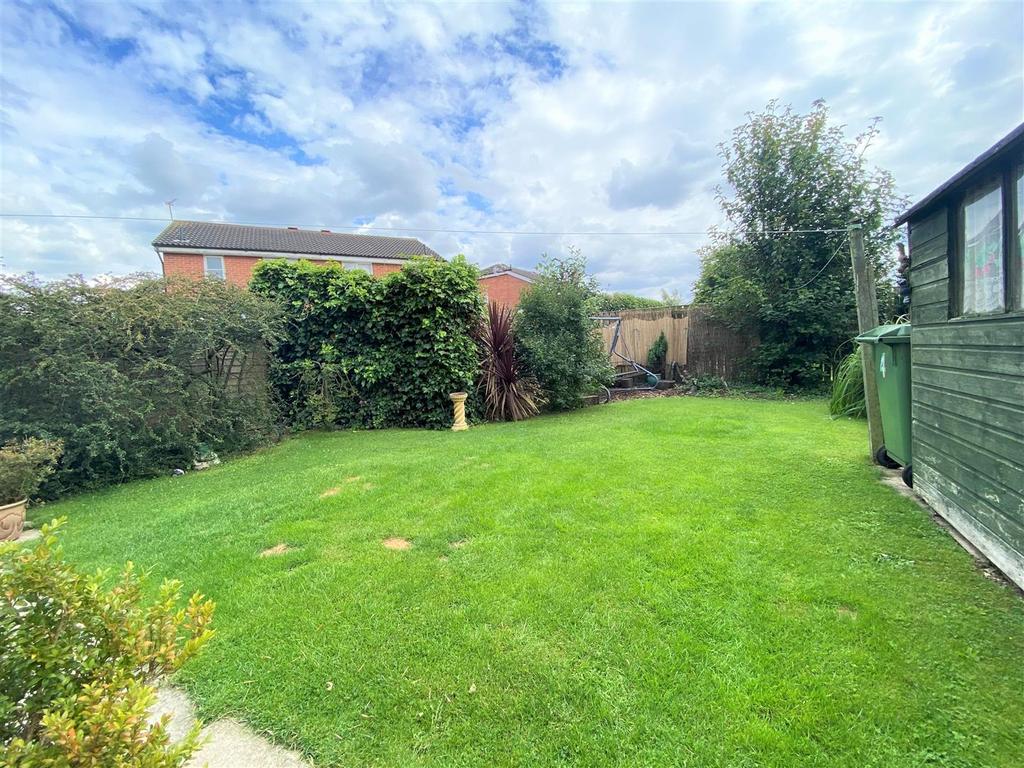 Wellesley Close, Clifton Moor, York... 3 bed link detached house £310,000