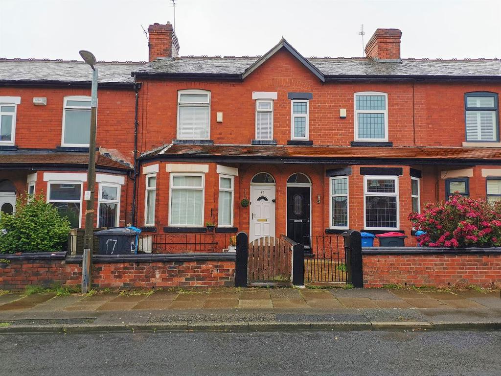 Doveleys Road, Irlam 'o'th' heights... 3 bed terraced house £1,050 pcm (£242 pw)