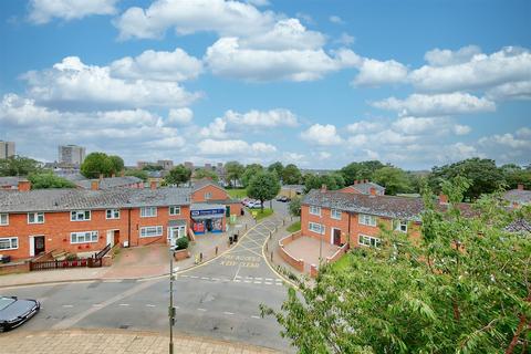 111 Deeside Road, London, SW17 0PJ