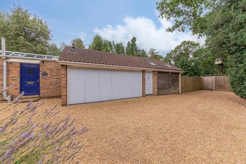 Little Tangley Salt Box Road, Guildford, GU3 3LH