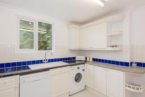 Flat 2, 2 Randolph Road, Epsom, KT17 4LA