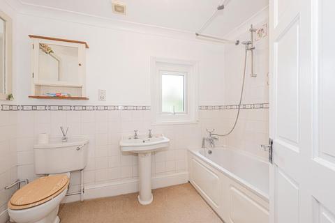 Flat 2, 2 Randolph Road, Epsom, KT17 4LA