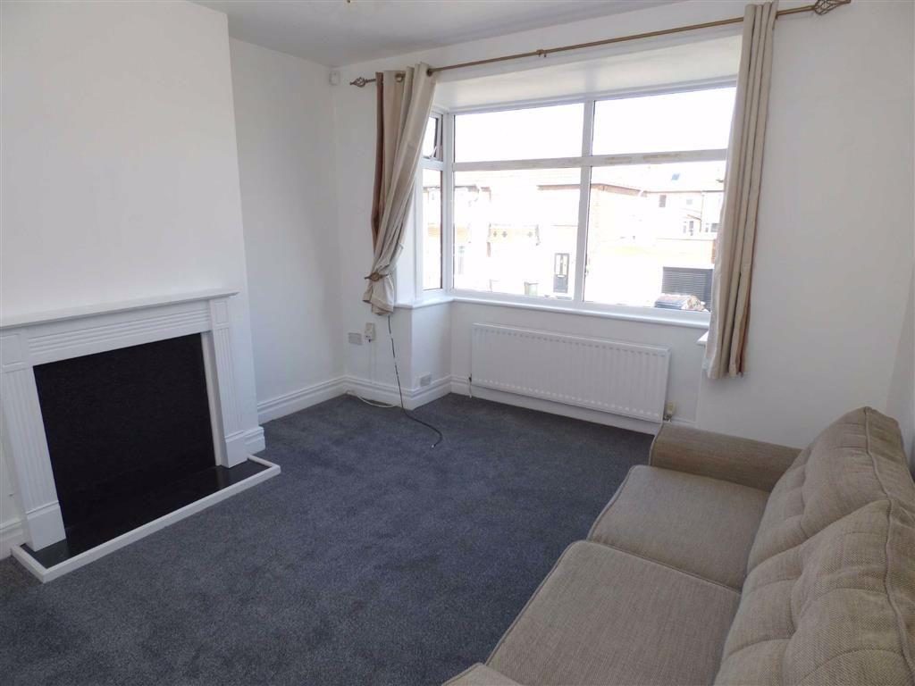 Lansdowne Terrace West, North Shields 3 bed flat £565 pcm (£130 pw)
