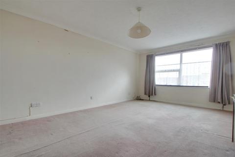 1 bedroom flat for sale - Fulmer Court, Boundary Road, Worthing