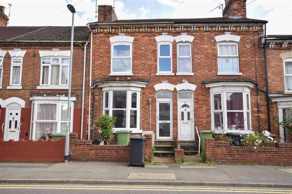 Mill Road, Wellingborough 3 bed terraced house £850 pcm (£196 pw)