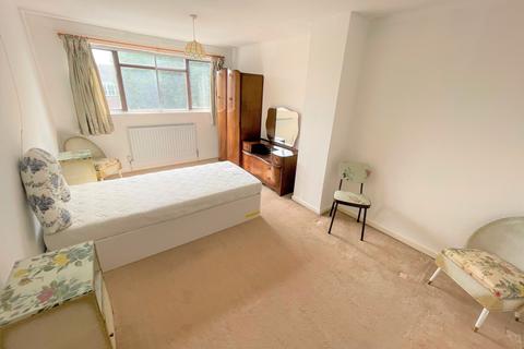 227 Longford Road, Cannock, WS11 1QN