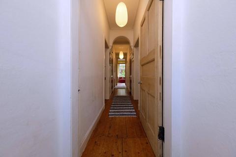 11 Bryson Road, Edinburgh, EH11 1ED