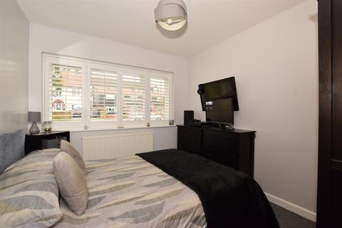 4 Sweechbridge Road, Herne Bay, CT6 6TD