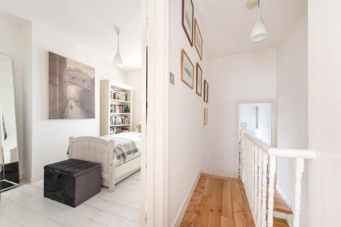 30 George Road, New Malden, KT3 6BU