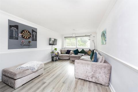 28 Carlton Close, Upminster, RM14 2YR