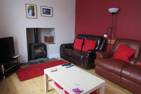 6 Heol Tredeg, Upper Cwmtwrch, Swansea, SA9 2XD
