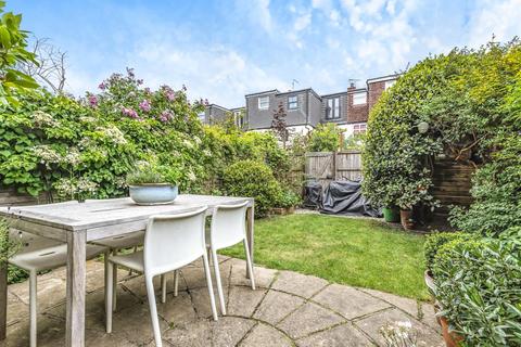 37 Boscombe Road, London, SW19 3AX