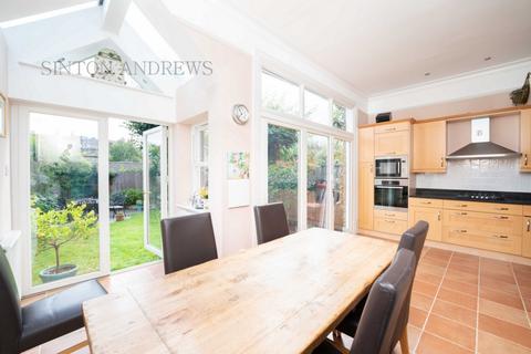 5 Kerrison Road, London, W5 5NW