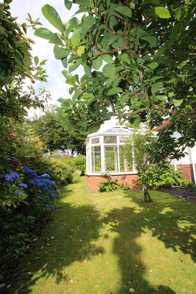 Roselea, 3 Bourtree Crescent - Williamson and Henr