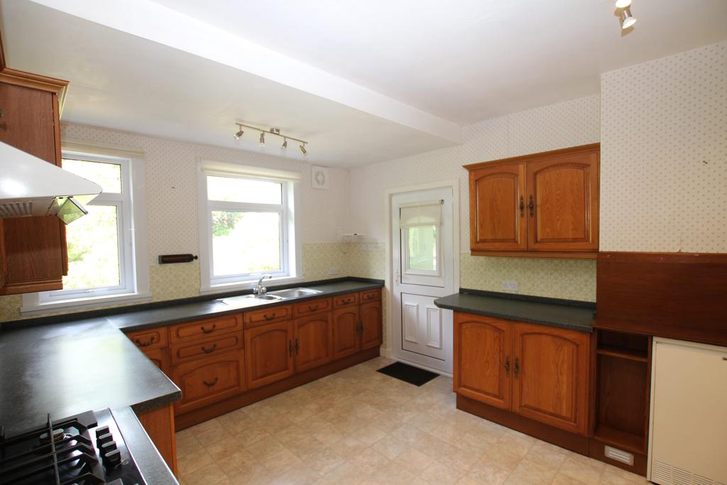 Roselea, 3 Bourtree Crescent - Williamson and Henr