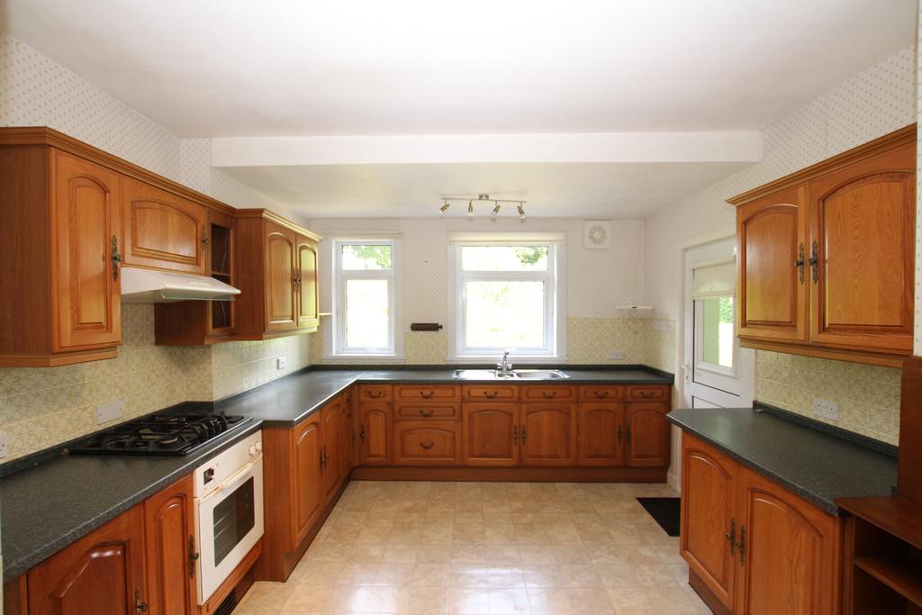 Roselea, 3 Bourtree Crescent - Williamson and Henr