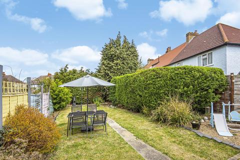 2 Narrow Way, Bromley, BR2 8JB