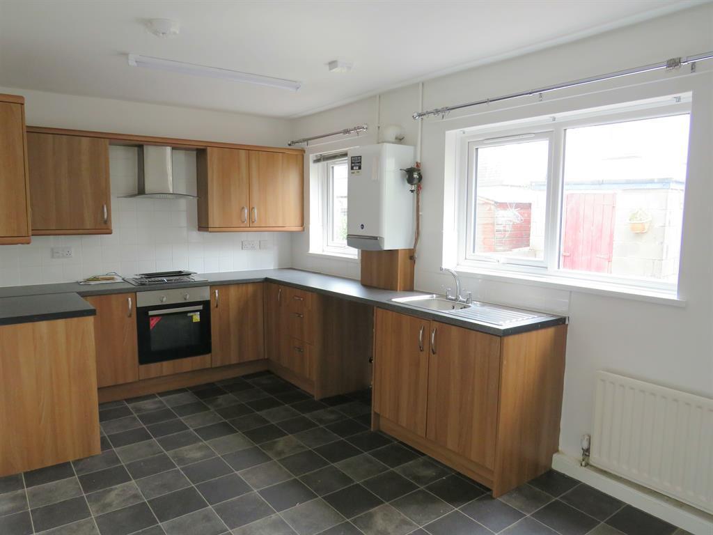 Windmill Lane, Cockermouth, CA13 9AP 3 bed semidetached house £650