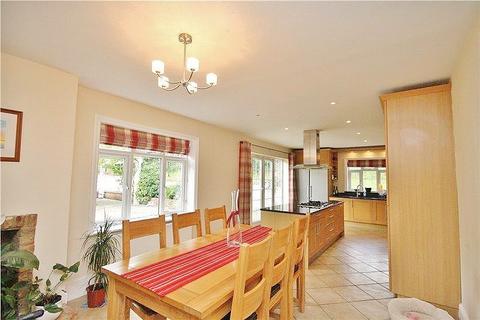 5 bedroom detached house to rent, Gayton Close, Chesham Bois, Amersham, Buckinghamshire, HP6