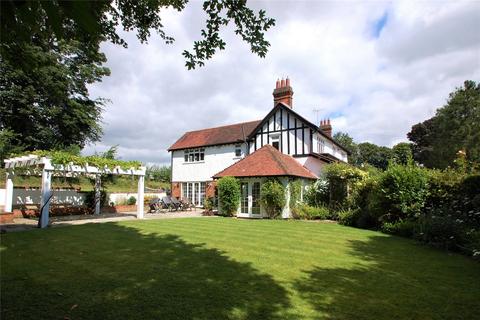 undefined, Gayton Close, Chesham Bois, Amersham, Buckinghamshire, HP6