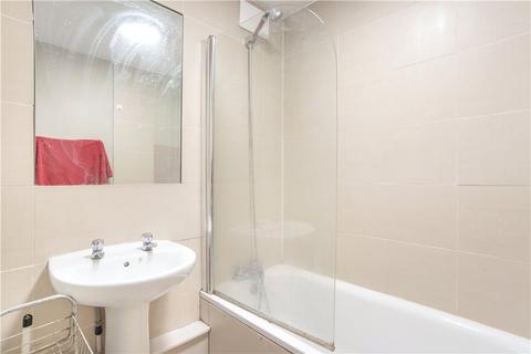 Flat 95, Ward Point Hotspur Street, London, SE11 6UE