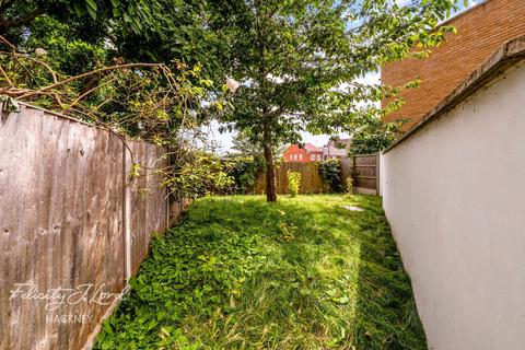 Flat 2, 71 Mount Pleasant Lane, London, E5 9EW