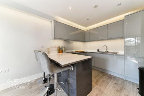 Flat 2, 71 Mount Pleasant Lane, London, E5 9EW