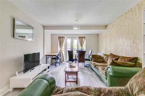 1 bedroom flat to rent, Woodmill Close, London