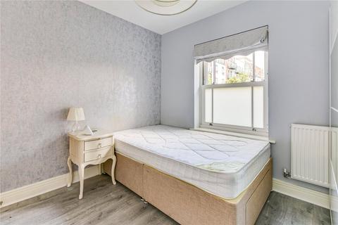 1 bedroom flat to rent, Woodmill Close, London