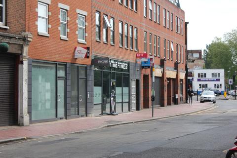 Retail property (high street) to rent - Coombe Lane SW20