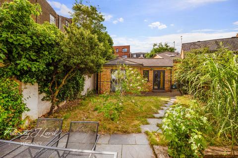 26 Chester Crescent, London, E8 2PH