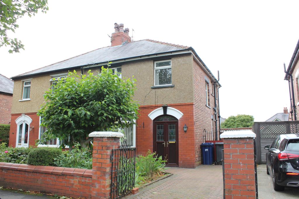 BALCARRES ROAD, LEYLAND PR25 3 bed semidetached house £180,000