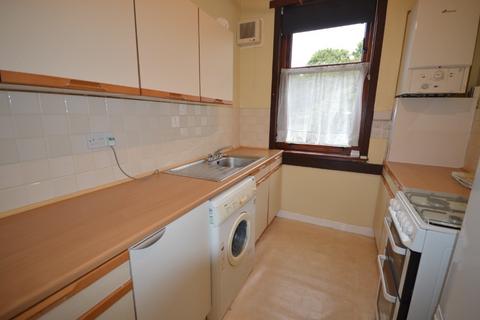2 bedroom flat to rent, Benvie Road, West End, Dundee, DD2
